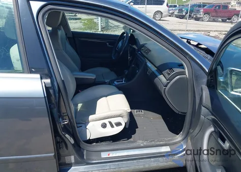 2007 Audi S4 4.2 z USA, uszkodzony, nr VIN WAUGL78E47A030571